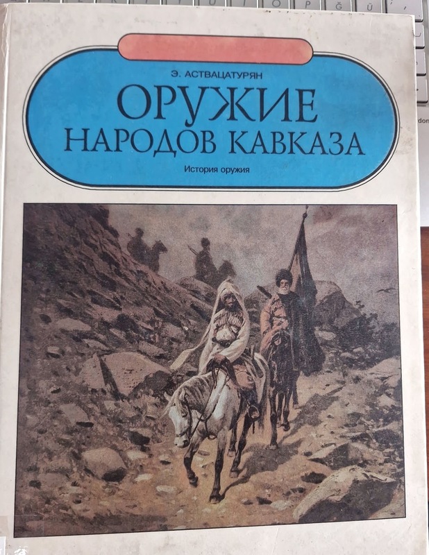 Orujiye naradov kavkaza: İstoriya orijiya